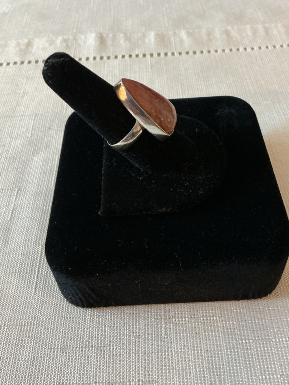 Red Jasper Vintage Sterling Silver Shield Ring - Picture 4 of 5